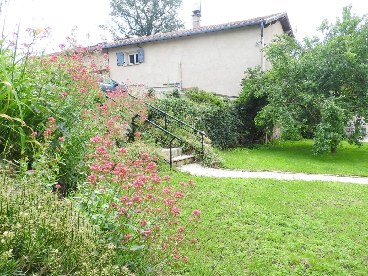 Villa La Charmatière à Haute-Rivoire Extérieur photo