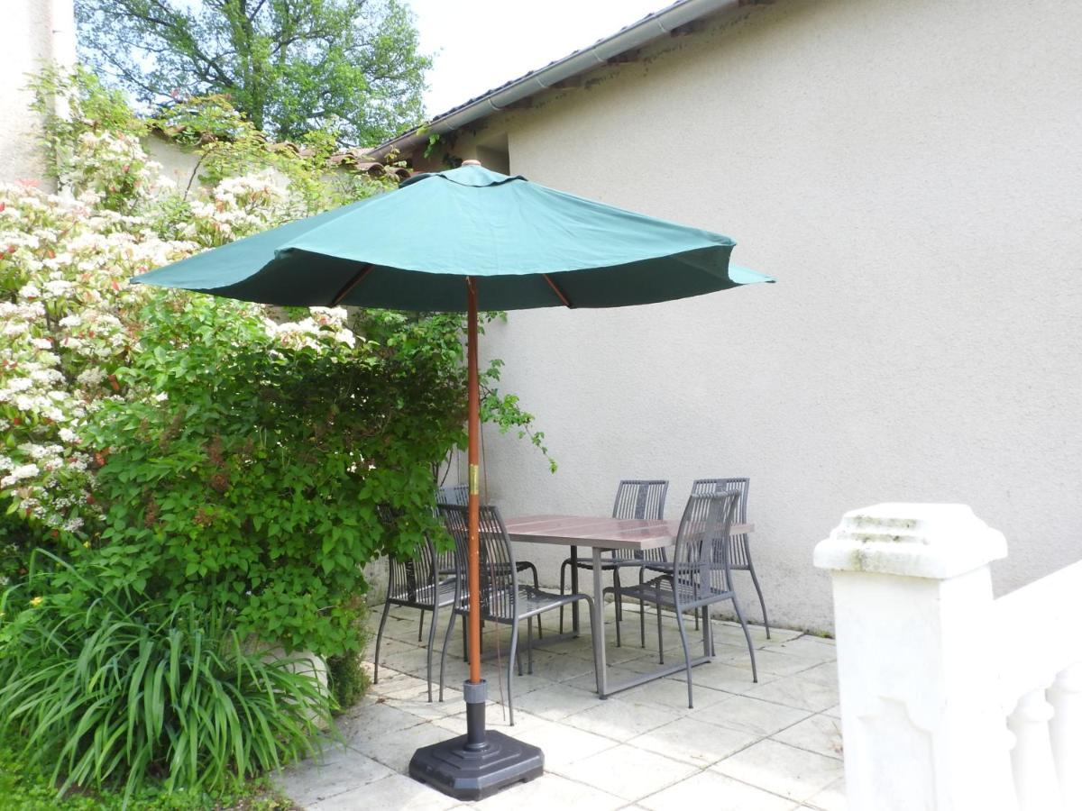Villa La Charmatière à Haute-Rivoire Extérieur photo