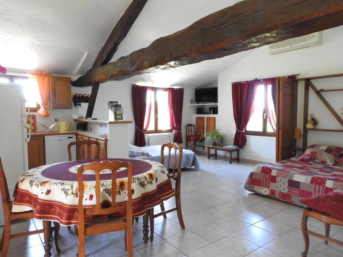 Villa La Charmatière à Haute-Rivoire Chambre photo